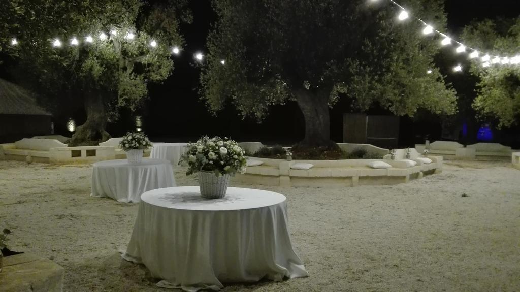 Вилла Masseria Casamassima Agriturismo Остуни Экстерьер фото